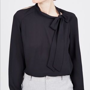 Noir Tie Neck Top